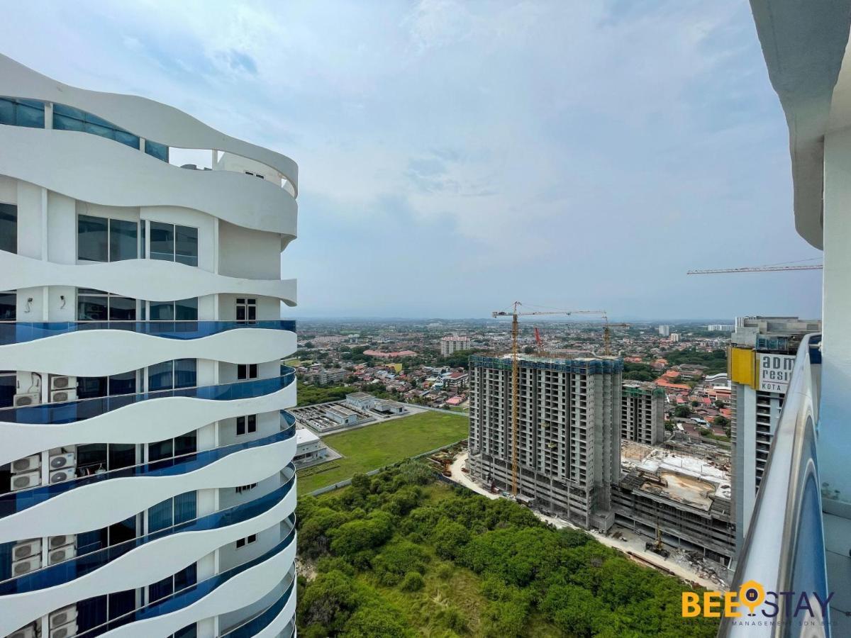 The Wave Suites Melaka Exterior photo