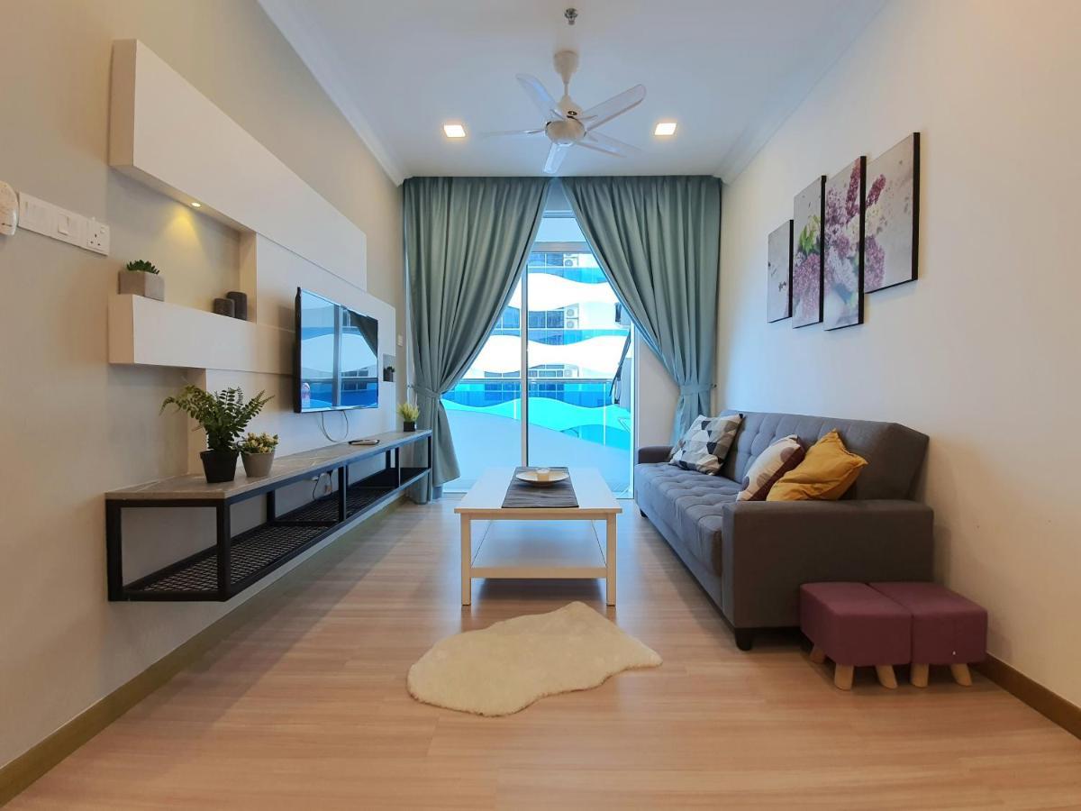 The Wave Suites Melaka Exterior photo